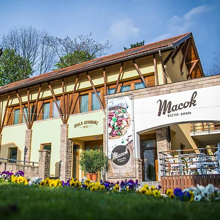 酒店 Imola Udvarhaz Dessert 埃格尔