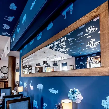 酒店 Imola Udvarhaz Dessert 埃格尔