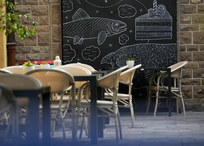 호텔 Imola Udvarhaz Dessert 에게르