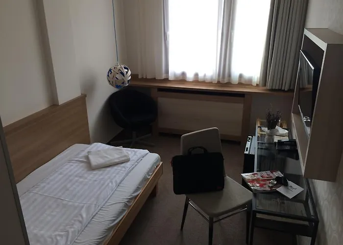 Imola Udvarhaz Dessert 에게르