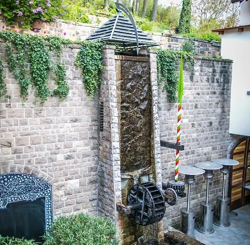 호텔 Imola Udvarhaz Dessert 3*