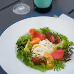 Imola Udvarhaz Dessert Отель