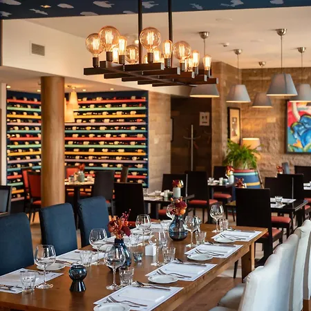 Imola Udvarház Dessert Hotel