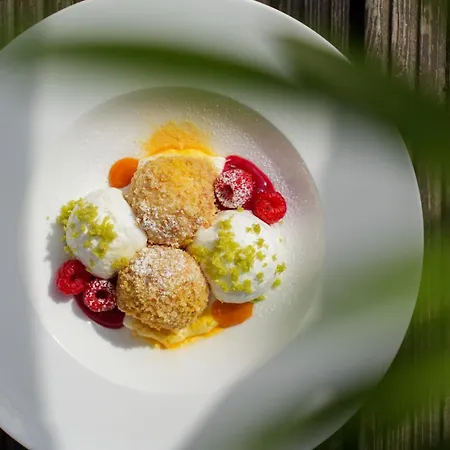 Imola Udvarház Dessert 3*