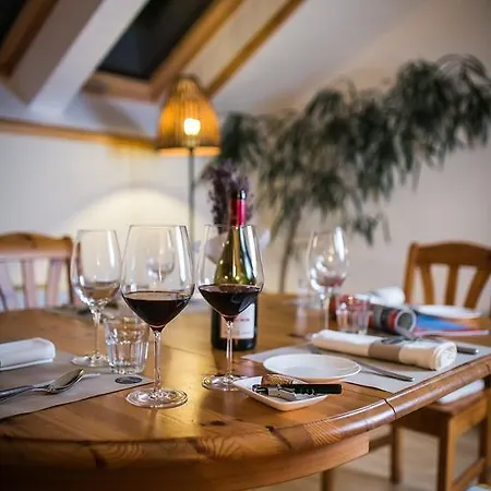 Imola Udvarház Dessert Hotel 3*