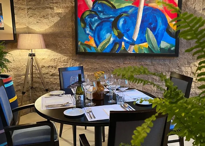 Imola Udvarhaz Dessert Hotel 3*