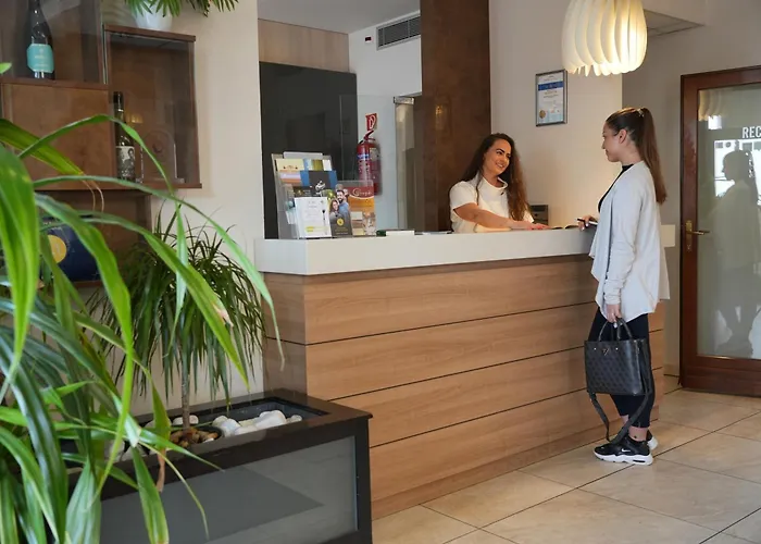 Imola Udvarhaz Dessert Eger