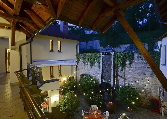 Imola Udvarhaz Dessert