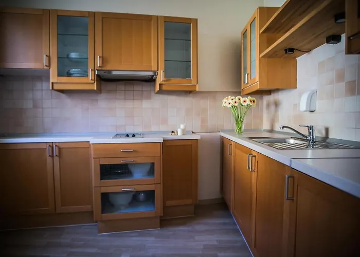 Imola Udvarhaz Dessert 3*