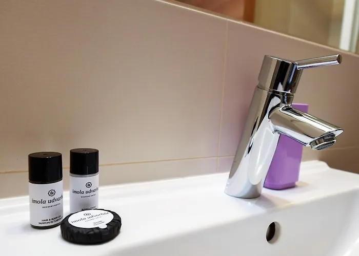 Imola Udvarhaz Dessert Эгер